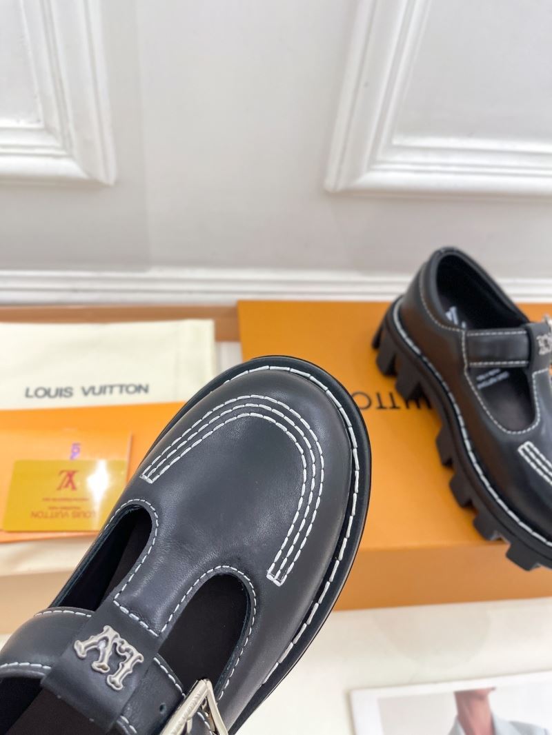 Louis Vuitton Low Shoes